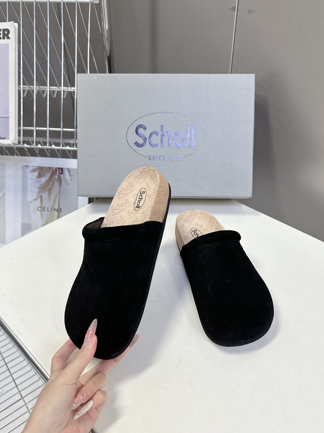 男装➕10 Balenciaga巴黎世家 X Scholl联名款木塞底勃肯情侣款拖鞋 凉鞋
   以巴黎