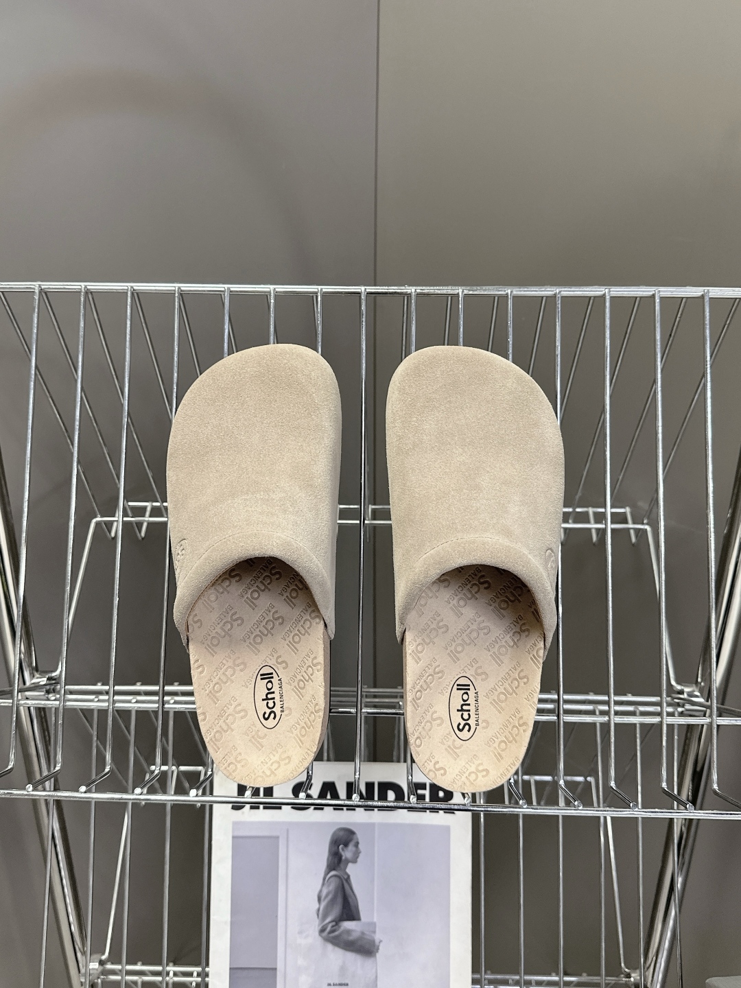 男装➕10 Balenciaga巴黎世家 X Scholl联名款木塞底勃肯情侣款拖鞋 凉鞋
   以巴黎