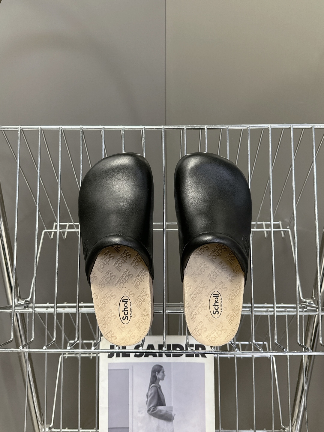 男装➕10 Balenciaga巴黎世家 X Scholl联名款木塞底勃肯情侣款拖鞋 凉鞋
   以巴黎