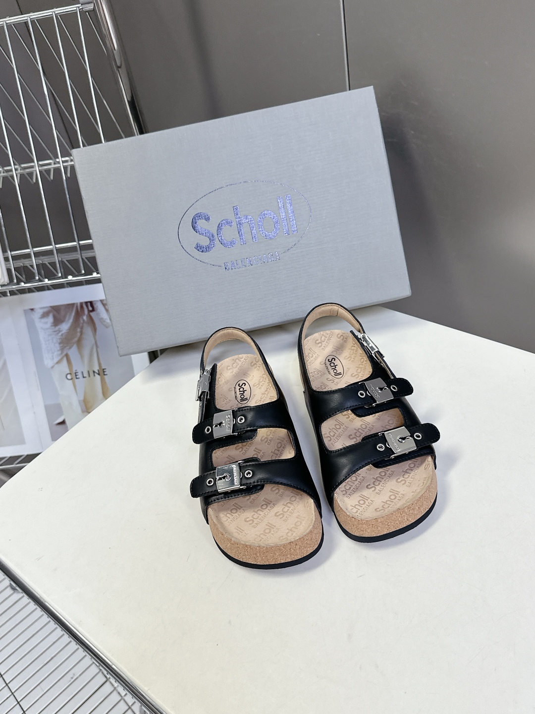  男装➕10 Balenciaga巴黎世家 X Scholl联名款木塞底勃肯情侣款拖鞋 凉鞋
   以巴