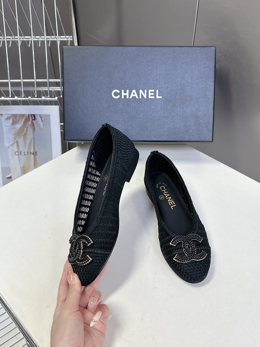 CHANEL香奈儿经典芭蕾舞单鞋                         超经典的鞋型设计 永
