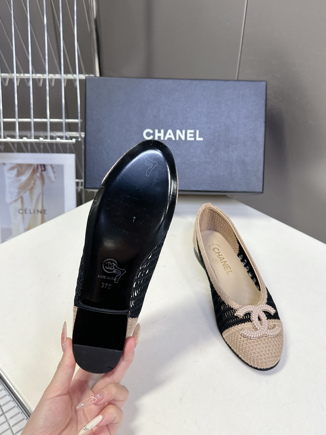  CHANEL香奈儿经典芭蕾舞单鞋                         超经典的鞋型设计 永