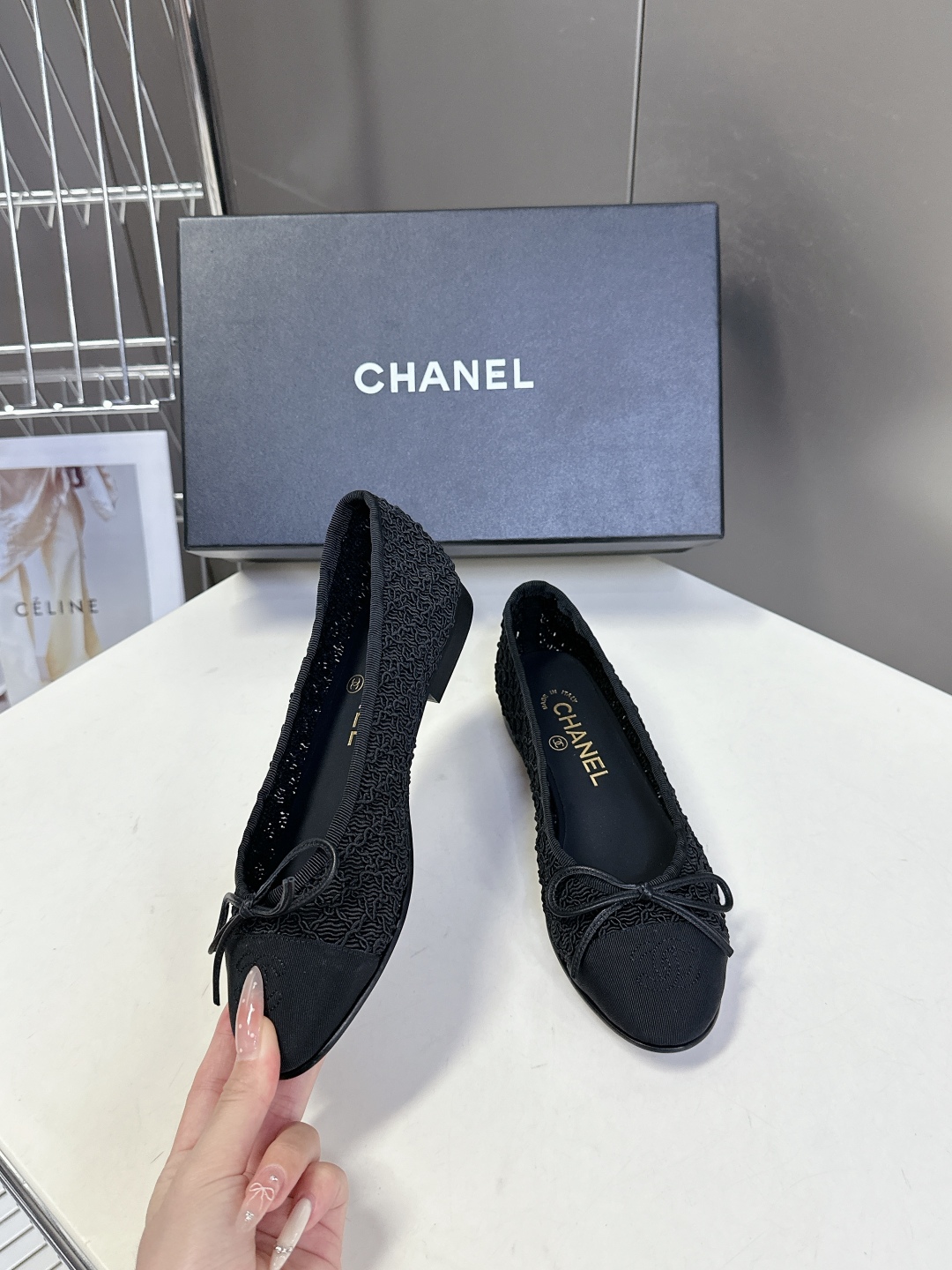  CHANEL香奈儿经典芭蕾舞单鞋                         超经典的鞋型设计 永