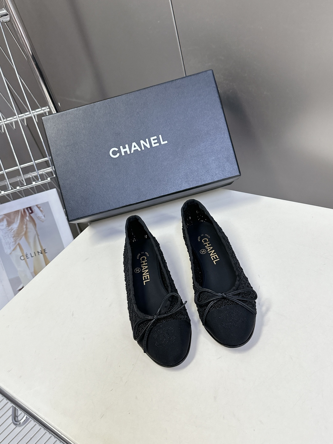  CHANEL香奈儿经典芭蕾舞单鞋                         超经典的鞋型设计 永