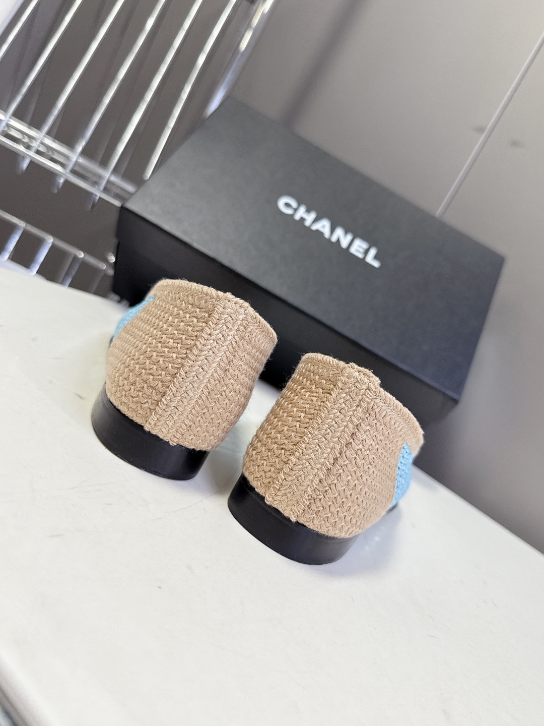  CHANEL香奈儿经典芭蕾舞单鞋                         超经典的鞋型设计 永