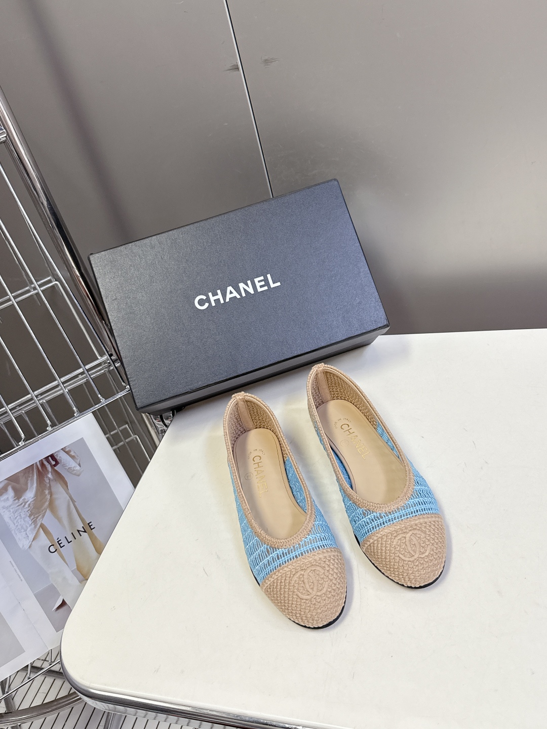  CHANEL香奈儿经典芭蕾舞单鞋                         超经典的鞋型设计 永