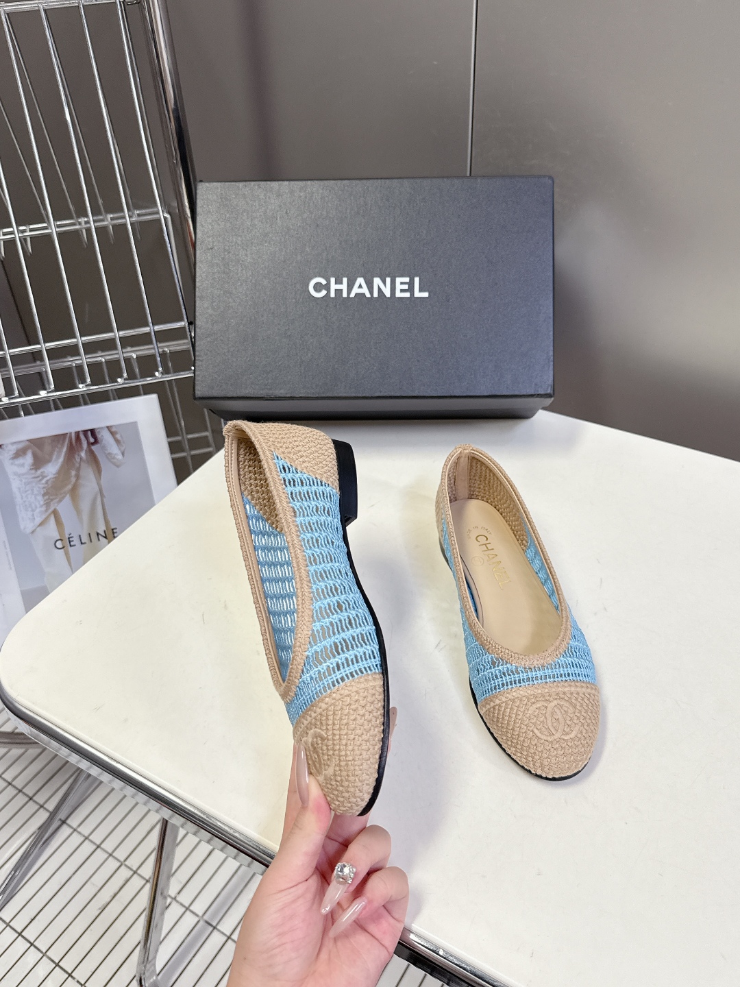  CHANEL香奈儿经典芭蕾舞单鞋                         超经典的鞋型设计 永