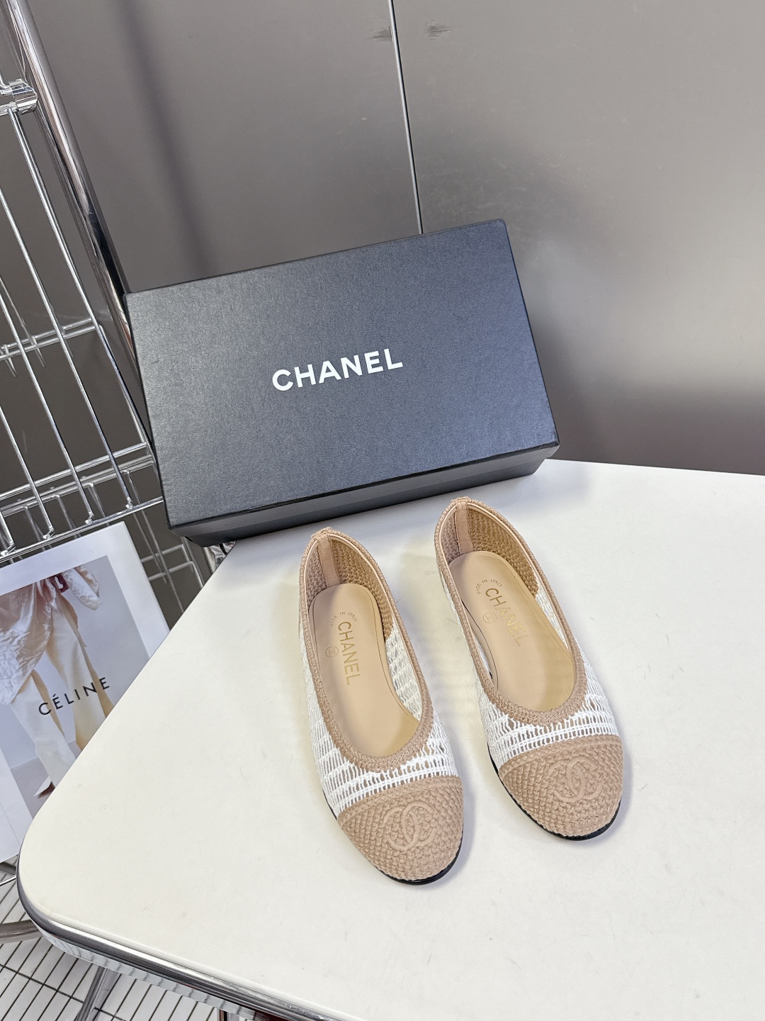  CHANEL香奈儿经典芭蕾舞单鞋                         超经典的鞋型设计 永