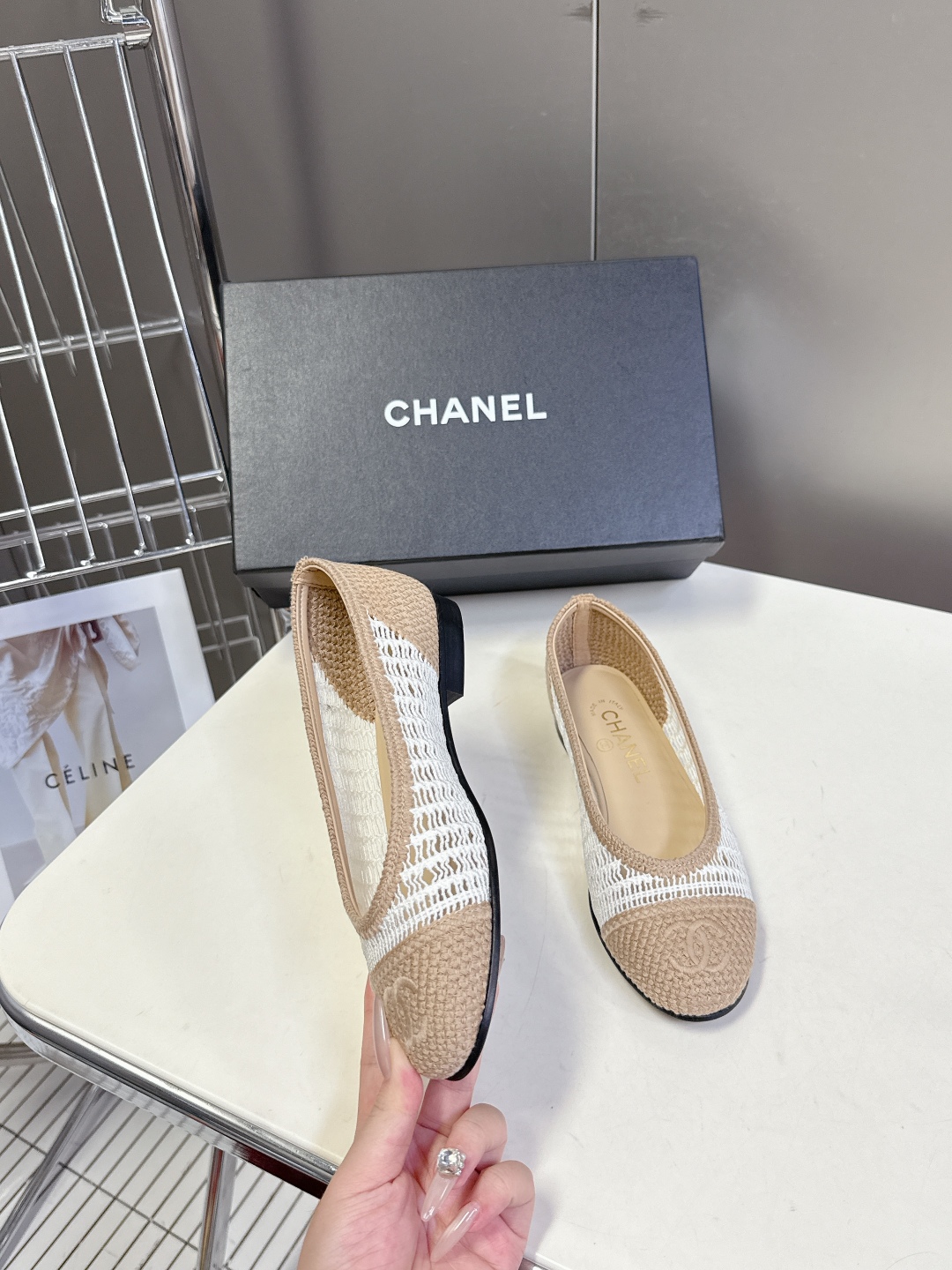  CHANEL香奈儿经典芭蕾舞单鞋                         超经典的鞋型设计 永