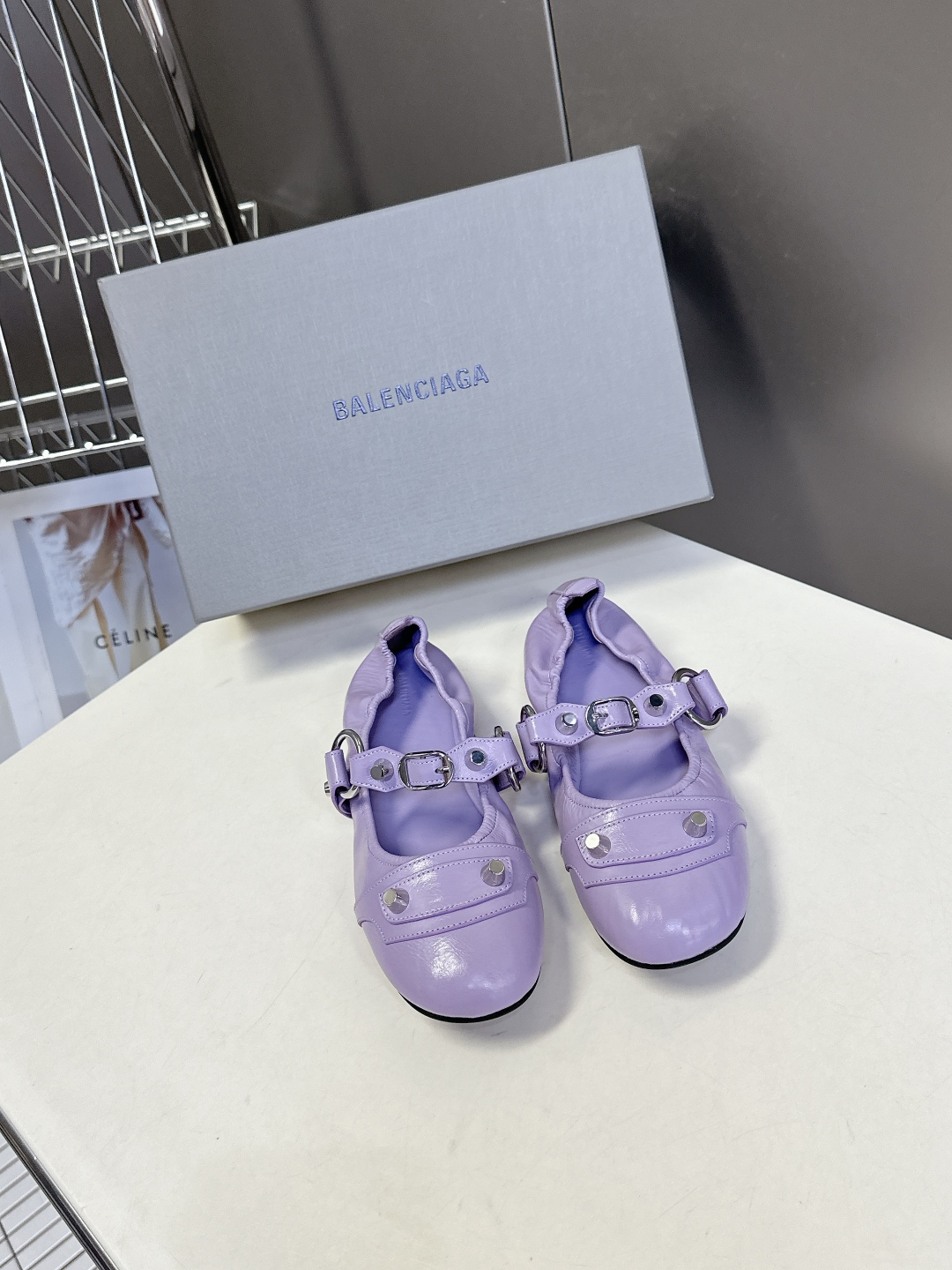 Balenciaga巴黎世家最新款芭蕾舞鞋                              