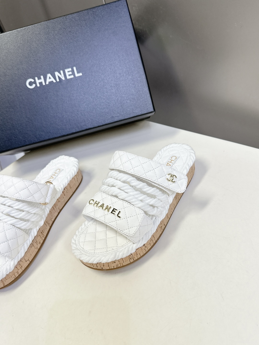  CHANEL香奈儿春夏最新款菱格拖鞋 凉鞋                              