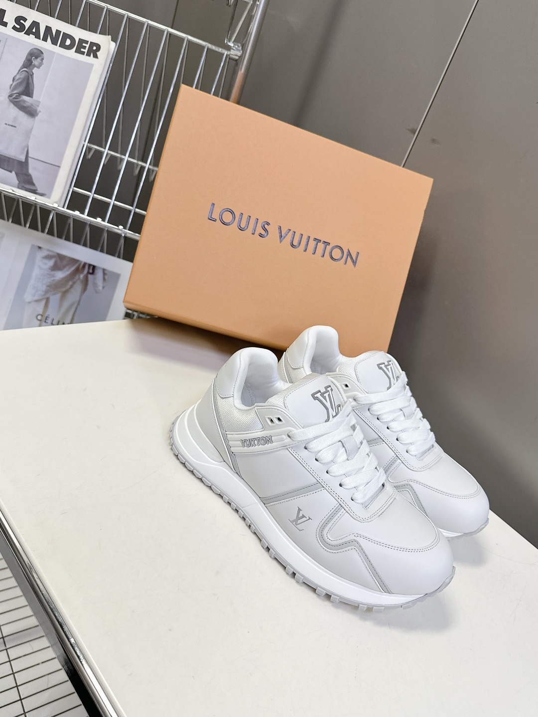  LV路易威登Run Away Maxi系列 胖丁 情侣款 厚底 运动鞋
  原版购入开发 做货 Run
