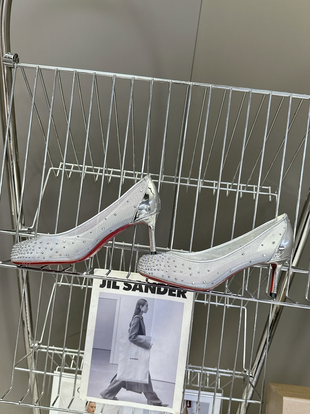 CL 红底鞋x Maison Margiela 分趾联名款高跟鞋
Maison Mar
