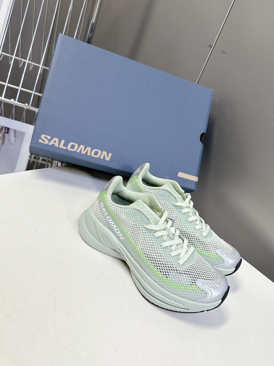 MM6 x SALOMON萨洛蒙 - Spectur Maison 户外 跑步鞋
超多明星时尚博主