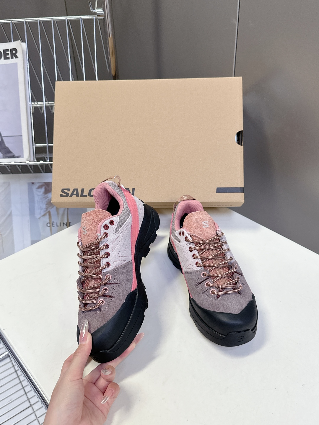  SALOMON XT WHISPER 萨洛蒙 户外休闲 运动鞋
 超多明星时尚博主种草原版购入开发 做