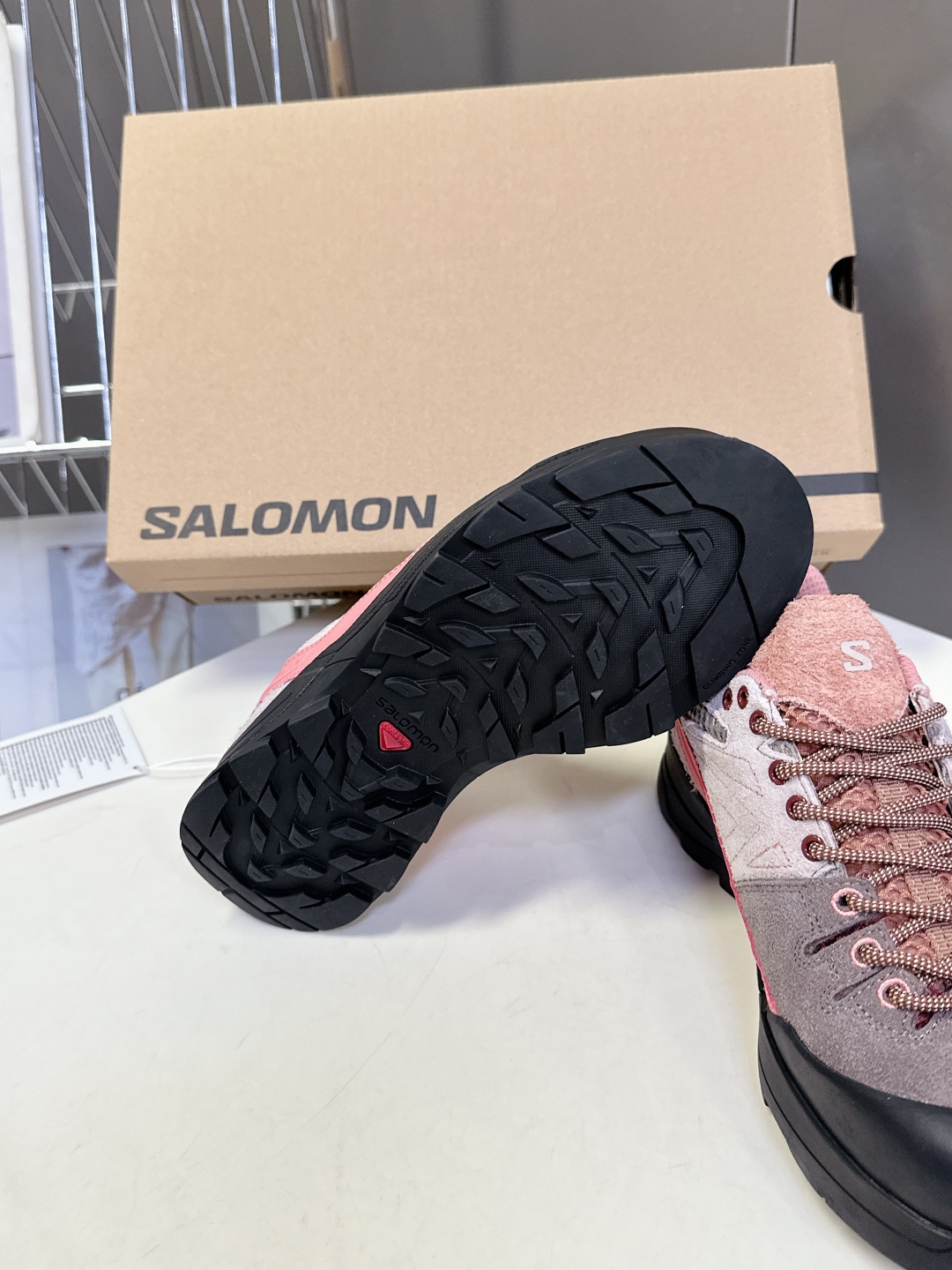  SALOMON XT WHISPER 萨洛蒙 户外休闲 运动鞋
 超多明星时尚博主种草原版购入开发 做