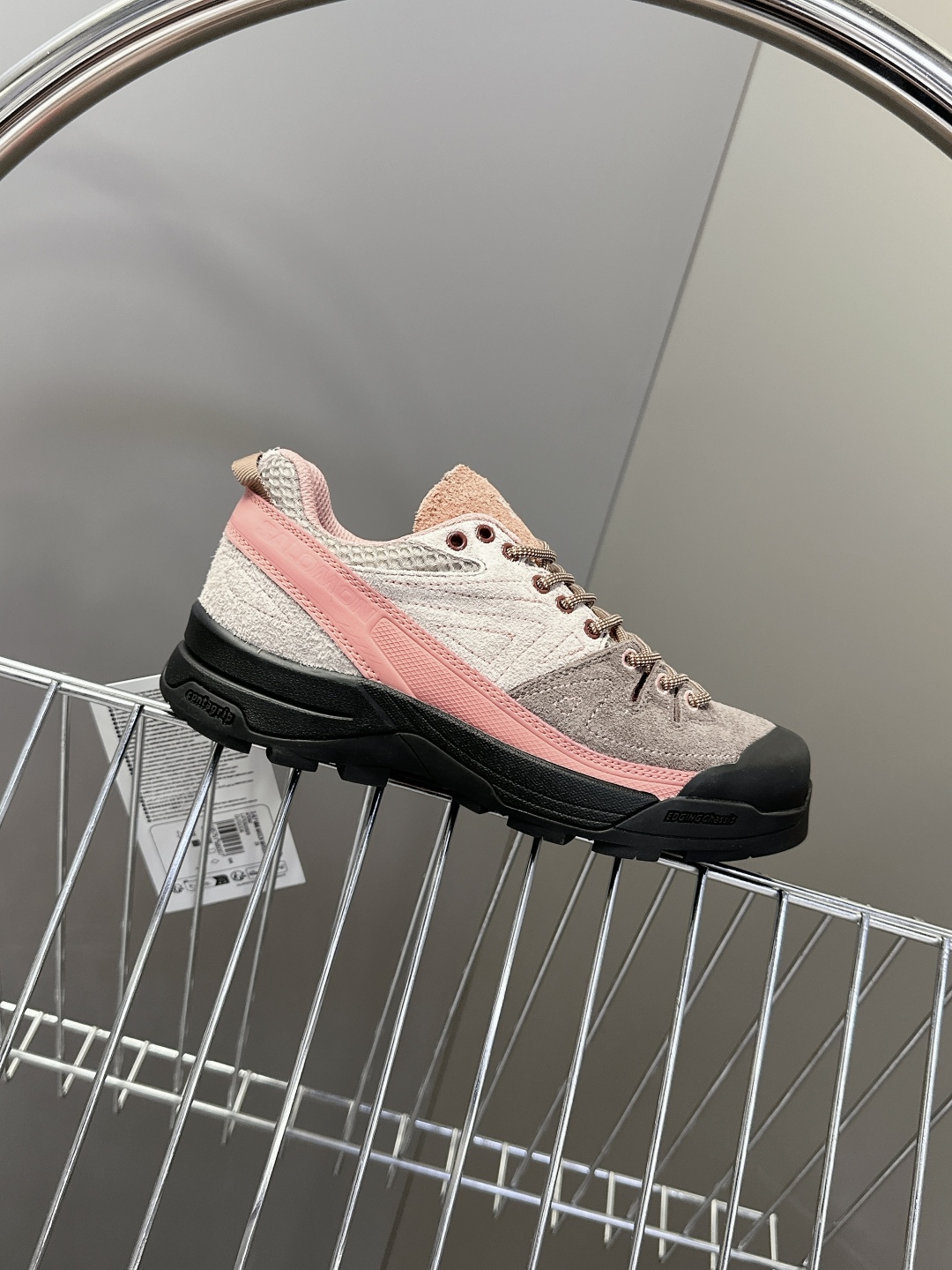  SALOMON XT WHISPER 萨洛蒙 户外休闲 运动鞋
 超多明星时尚博主种草原版购入开发 做