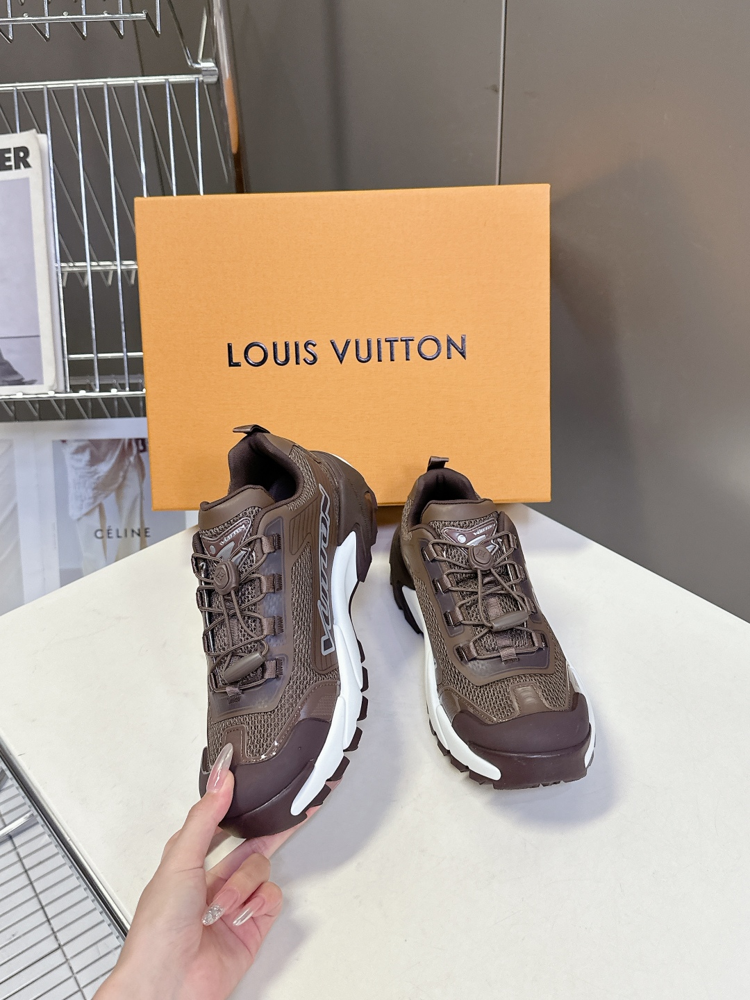  Louis Vuitton 路易威登最新款 运动鞋 休闲鞋
    超多明星时尚博主种草 LV运动鞋以