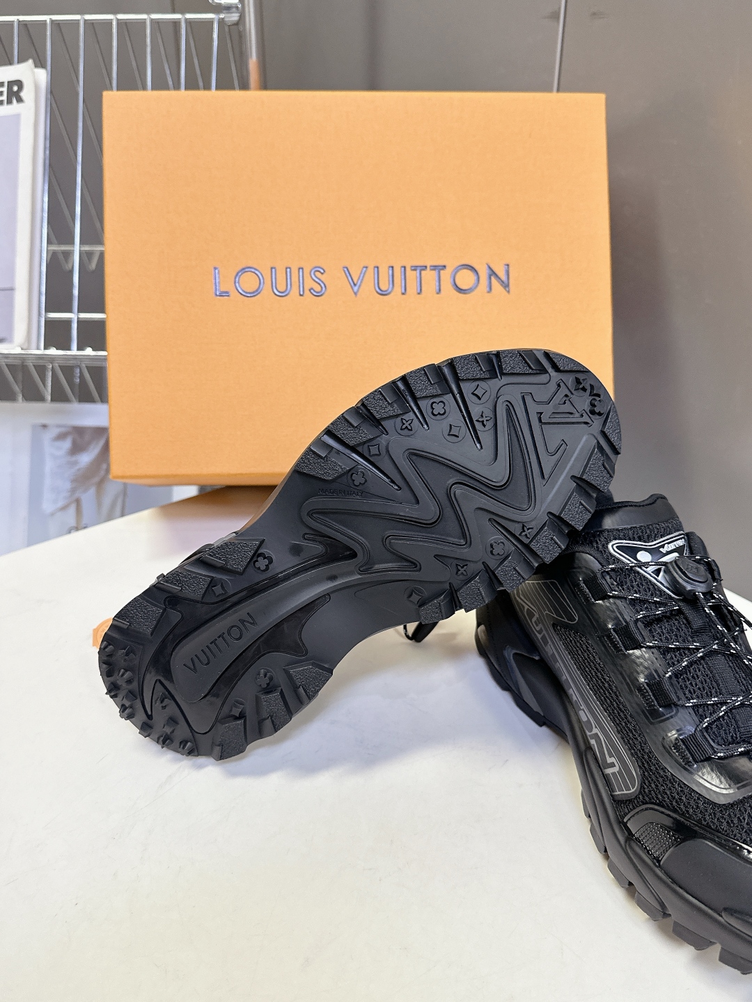  Louis Vuitton 路易威登最新款 运动鞋 休闲鞋
    超多明星时尚博主种草 LV运动鞋以