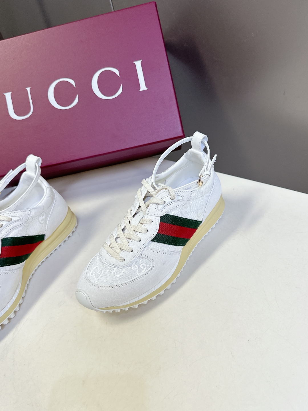  GUCCI古驰2025最新春夏走秀款 运动鞋 阿甘鞋                         