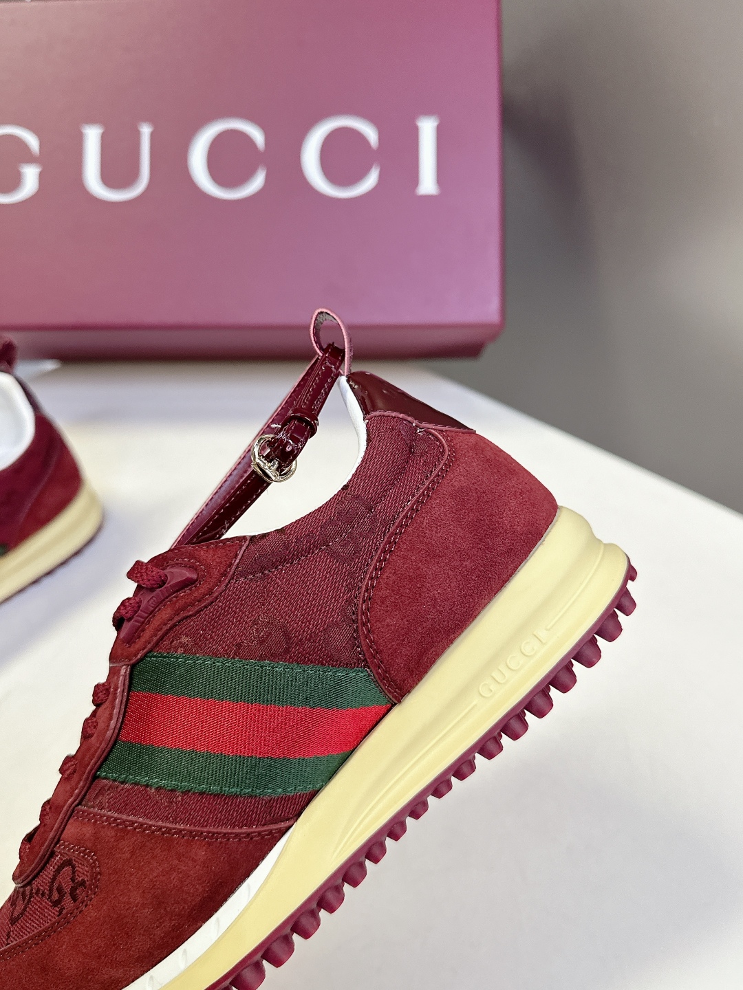  GUCCI古驰2025最新春夏走秀款 运动鞋 阿甘鞋                         