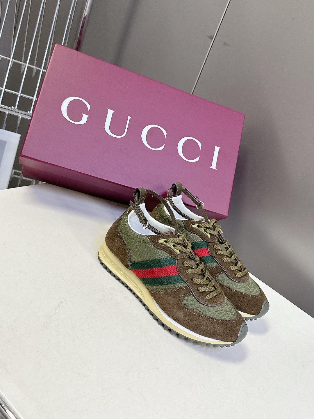  GUCCI古驰2025最新春夏走秀款 运动鞋 阿甘鞋                         
