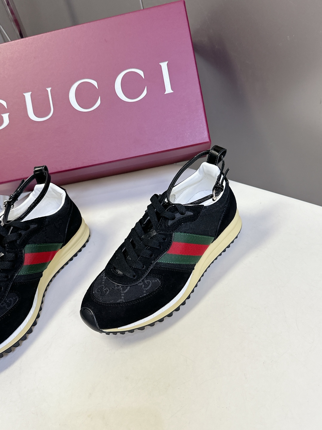  GUCCI古驰2025最新春夏走秀款 运动鞋 阿甘鞋                         
