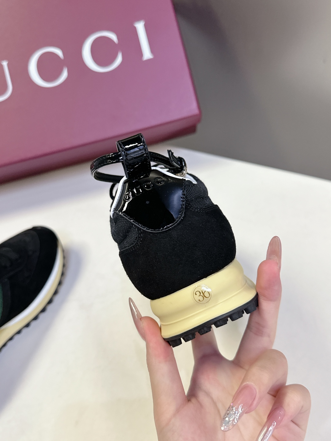  GUCCI古驰2025最新春夏走秀款 运动鞋 阿甘鞋                         
