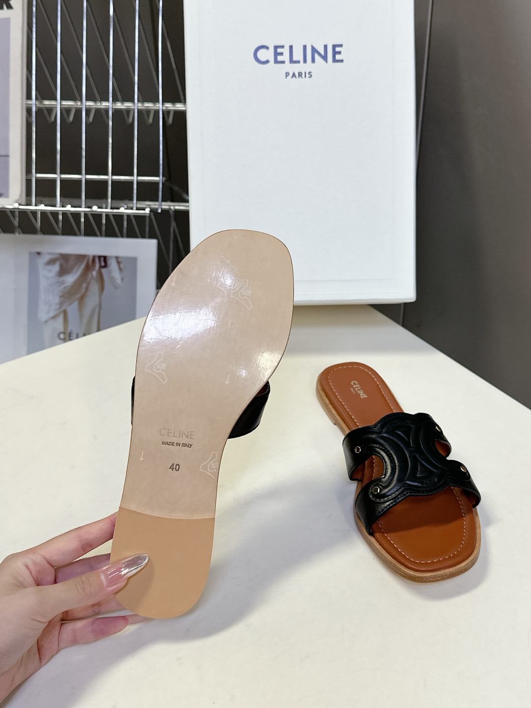  CELINE思琳代级别 春夏新品凯旋门复古罗马凉鞋拖鞋  进出专柜无压力，重工版，拒绝一眼假low货 