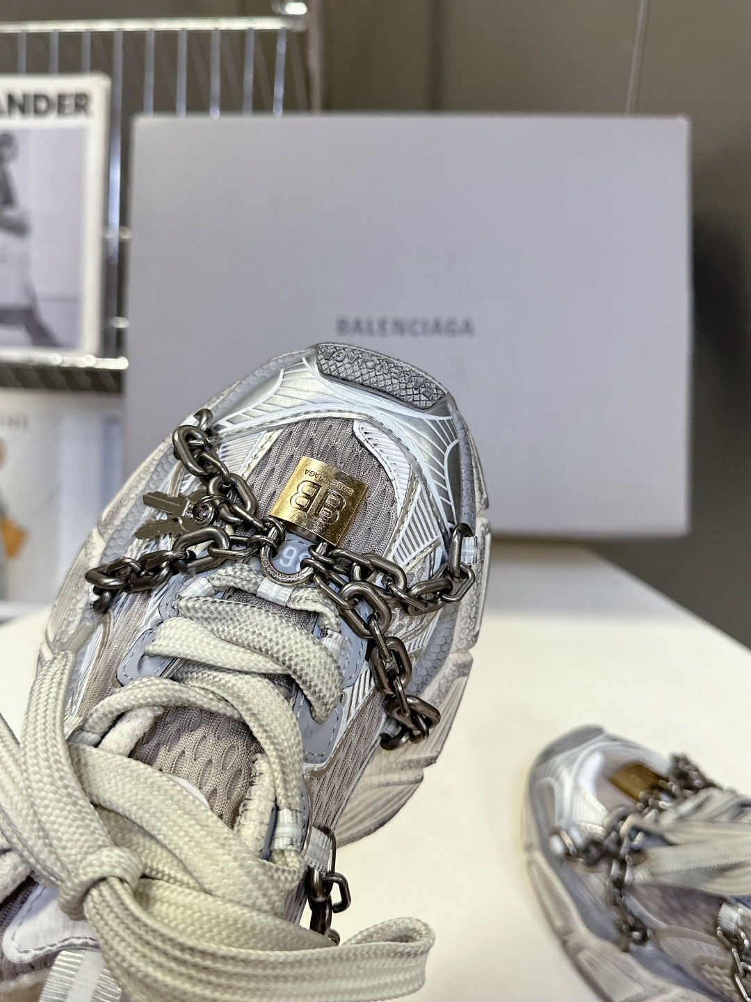 Balenciaga巴黎世家 3XL Sneaker系列 情侣款 链条 老爹鞋 运动鞋
原版购入开发