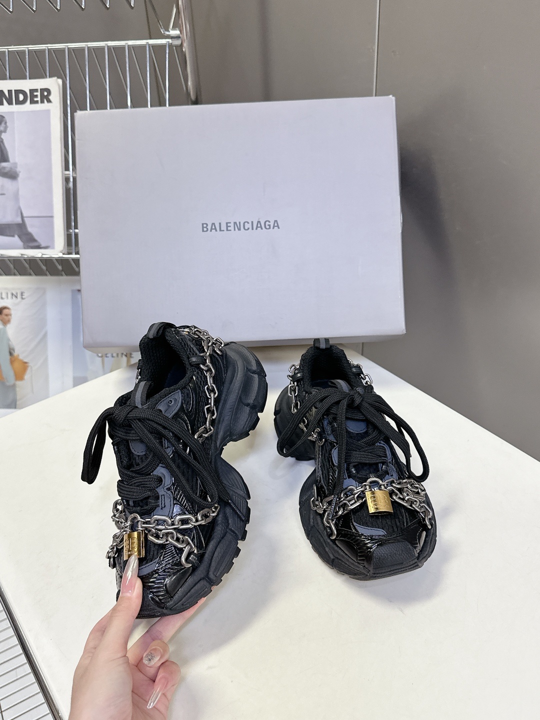Balenciaga巴黎世家 3XL Sneaker系列 情侣款 链条 老爹鞋 运动鞋
原版购入开发