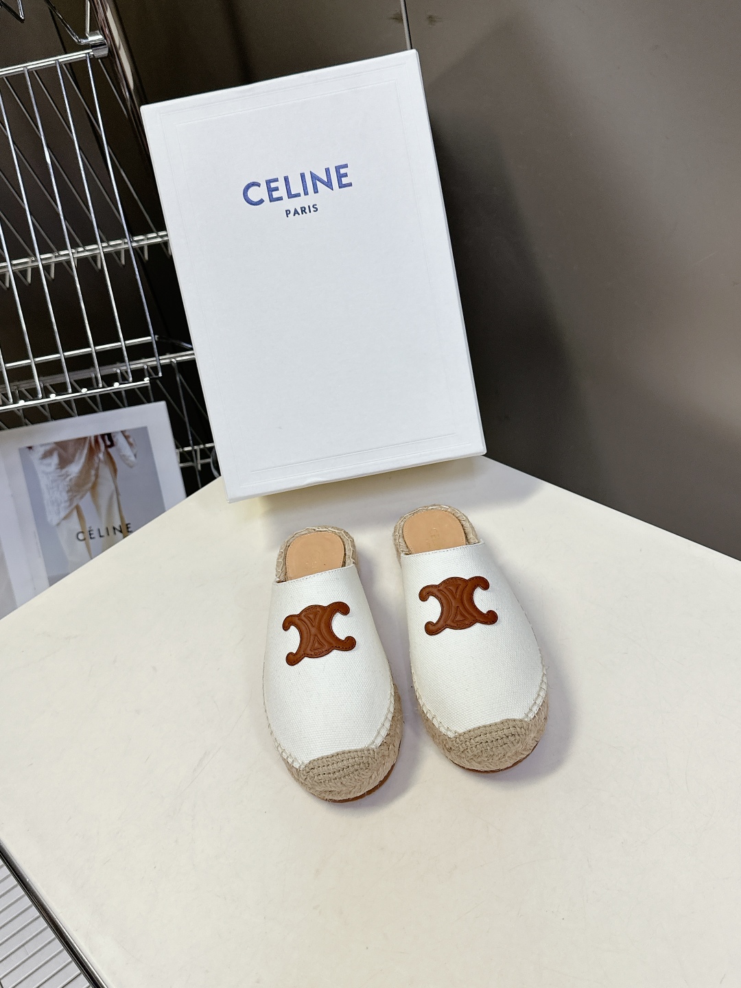  celine思琳家春夏最新款凯旋门渔夫鞋          超多明星网红种草 专柜一鞋难求 经典永不过