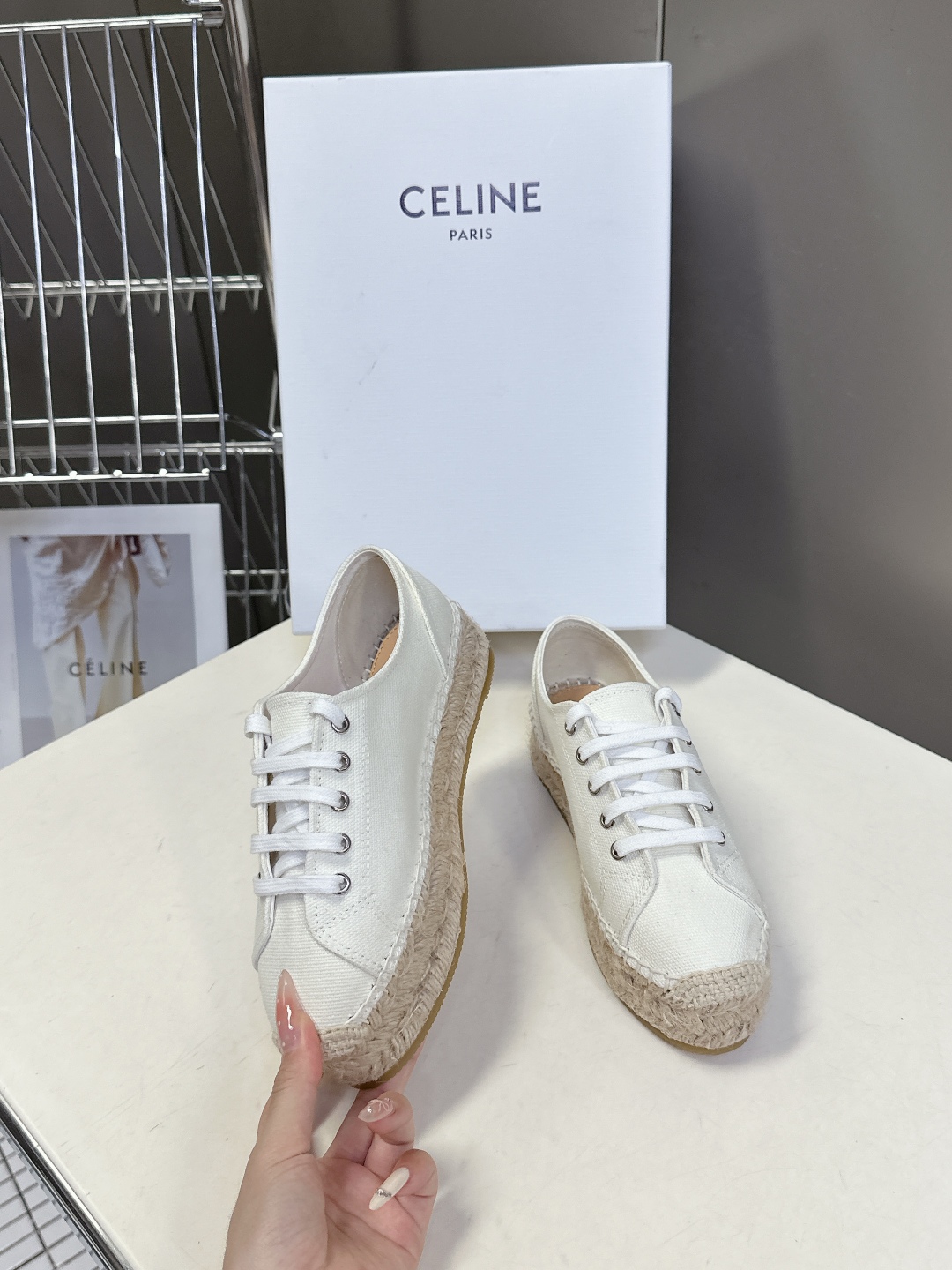  celine思琳家春夏最新款凯旋门渔夫鞋          超多明星网红种草 专柜一鞋难求 经典永不过