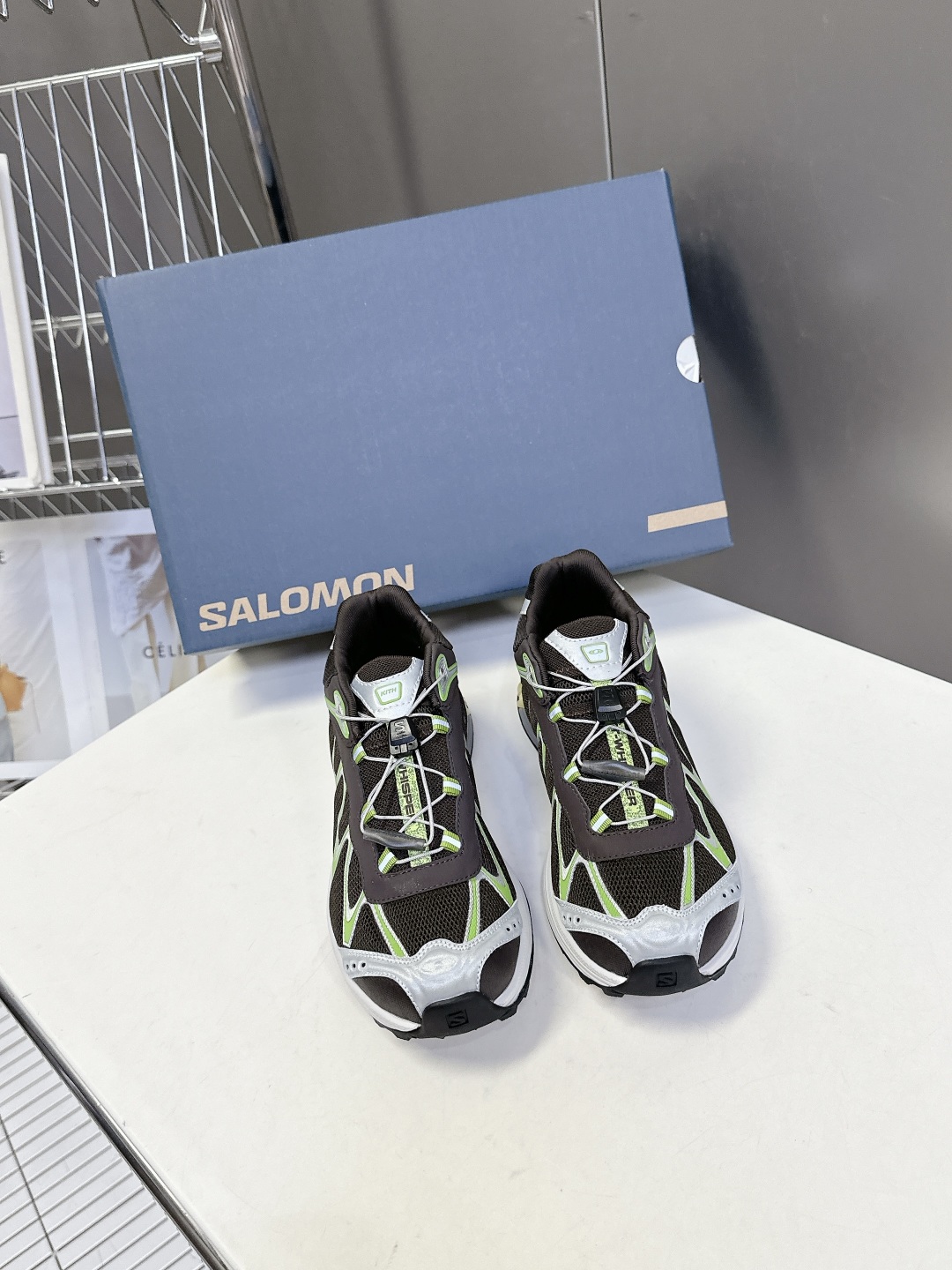  SALOMON 萨洛蒙 户外休闲 运动鞋
 超多明星时尚博主种草原版购入开发 做货 全新演绎的专注于其