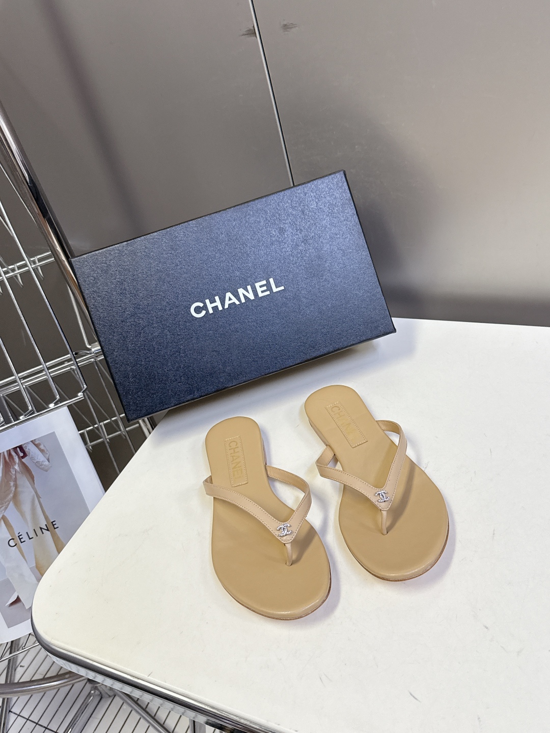  CHANEL｜香奈儿春夏新品 双C人字拖
  香家秀款人字拖 超多明星时尚博主种草 夏天必备 大爆款‼
