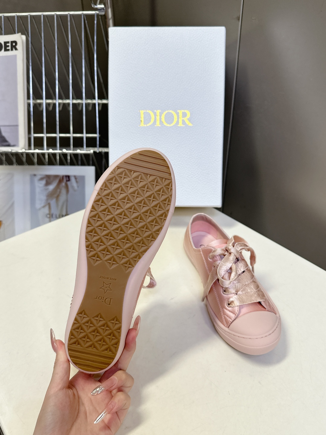  DIOR迪奥2025最新款lucky缎面 休闲鞋  薄底鞋                      