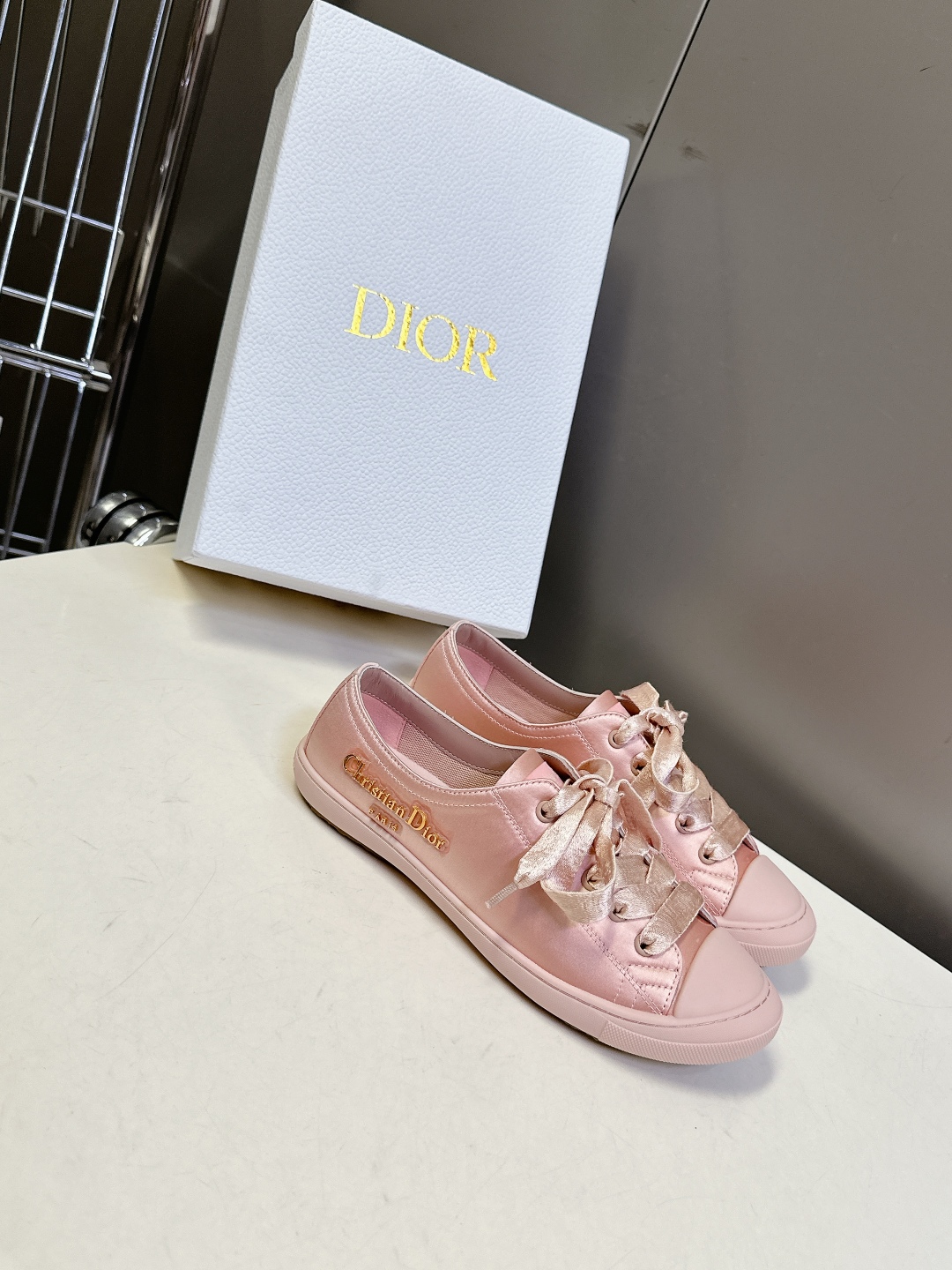  DIOR迪奥2025最新款lucky缎面 休闲鞋  薄底鞋                      