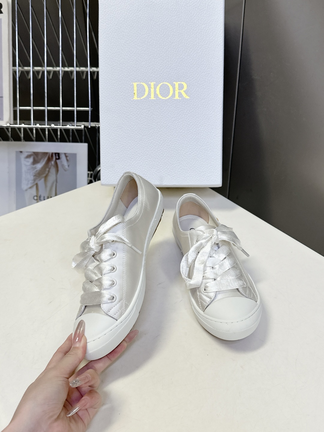  DIOR迪奥2025最新款lucky缎面 休闲鞋  薄底鞋                      