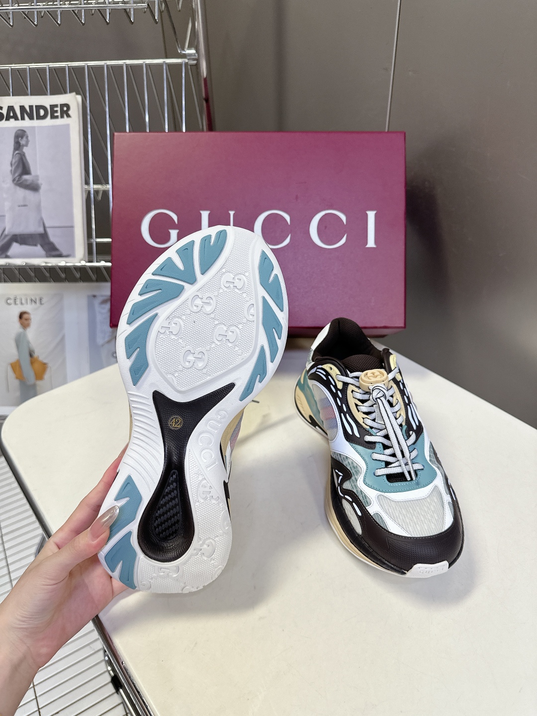  Gucci古驰 2.0运动鞋 情侣款 复古 休闲鞋 跑鞋
原版购入开发 做货 这款Gucci 2.0运