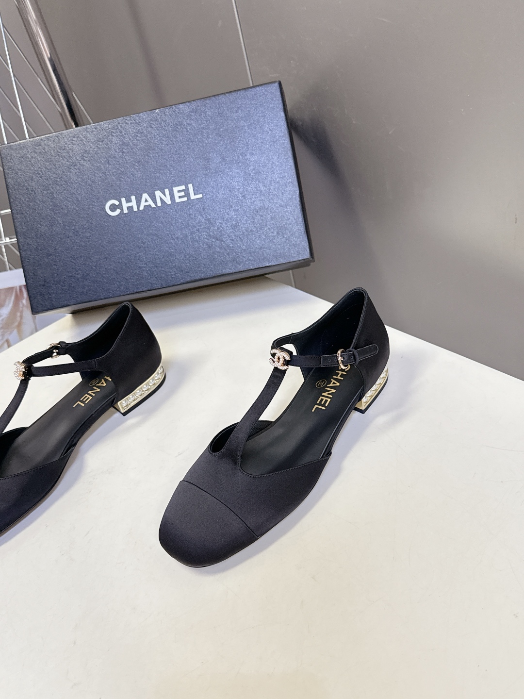  CHANEL香奈儿春夏最新款 玛丽珍鞋                        好多明星网红种草
