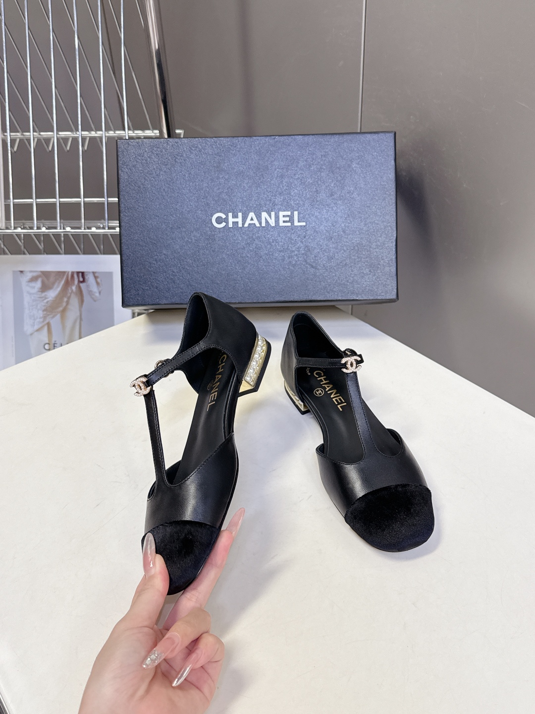  CHANEL香奈儿春夏最新款 玛丽珍鞋                        好多明星网红种草