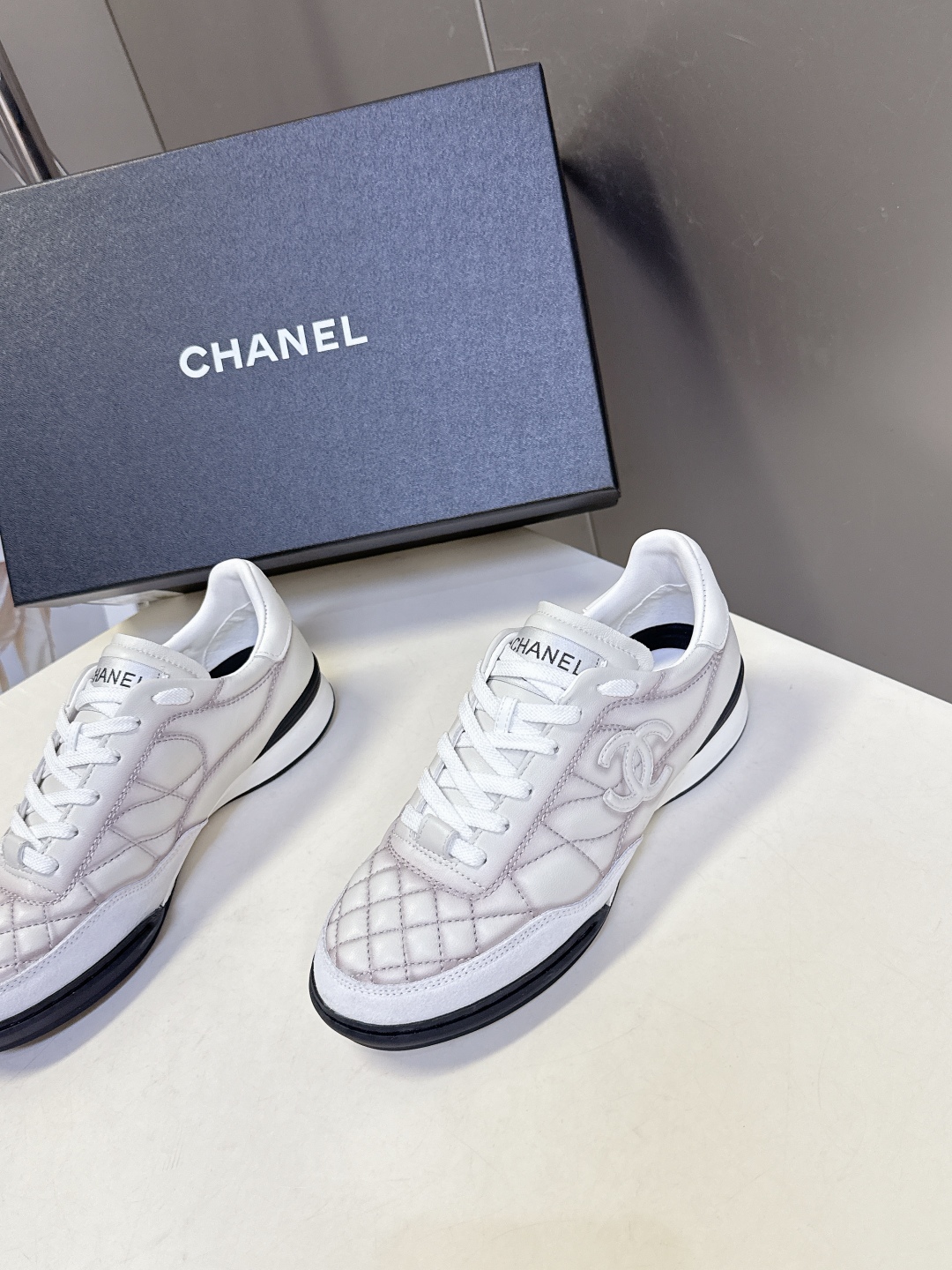  CHANEL香奈儿菱格纹棒球鞋 网球鞋 休闲 运动鞋
原版购入开发 做货 小香最新隐藏款网球鞋软菱格纹