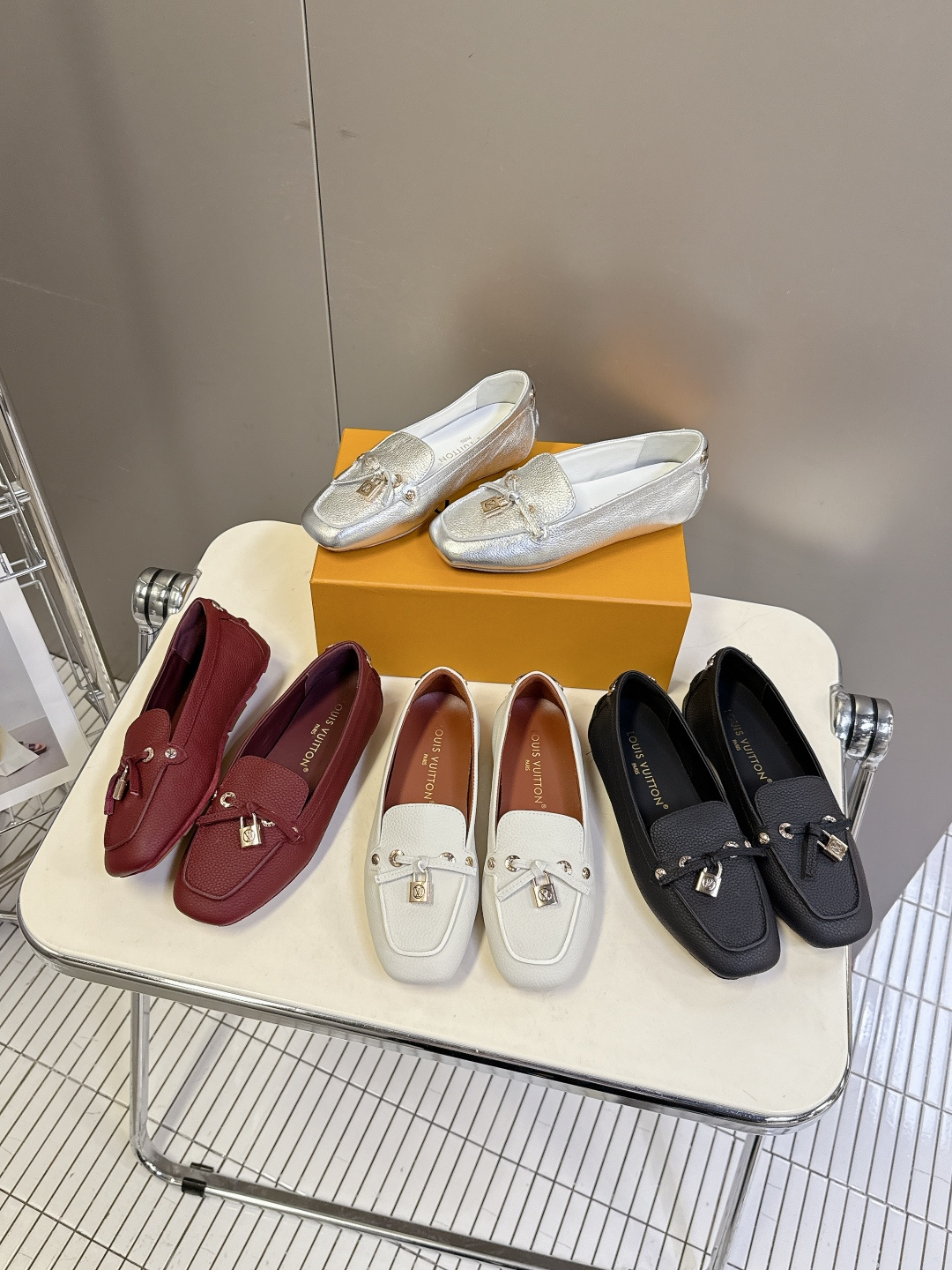 NO:449319,Counter synchronization ~ equipped with airplane boxes, loafers, loafers19860909专柜同步～配飞机盒,乐福鞋,loafers,Women's Shoes