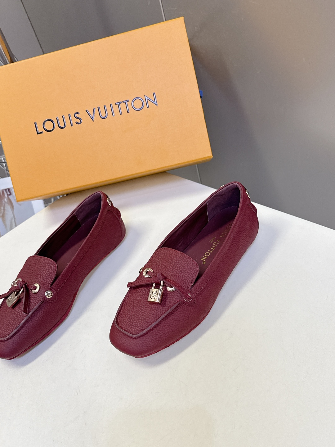  驴牌LouisVuitton路易威登秋冬新款 豆豆鞋 薄底鞋                     