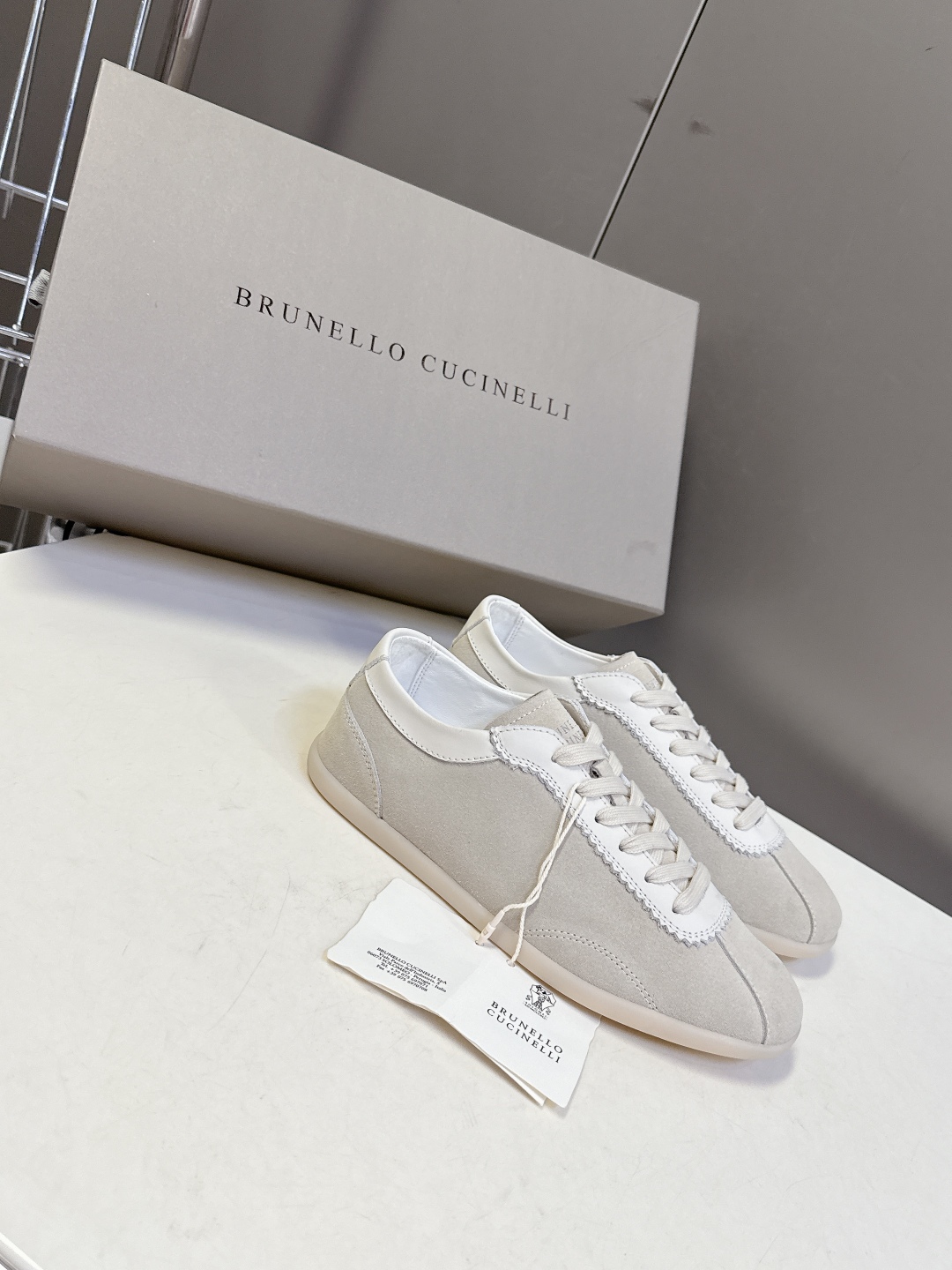  Brunello Cucinelli秋冬最新情侣款 德训鞋 薄底鞋
 超多明星网红种草 老钱风首选BC