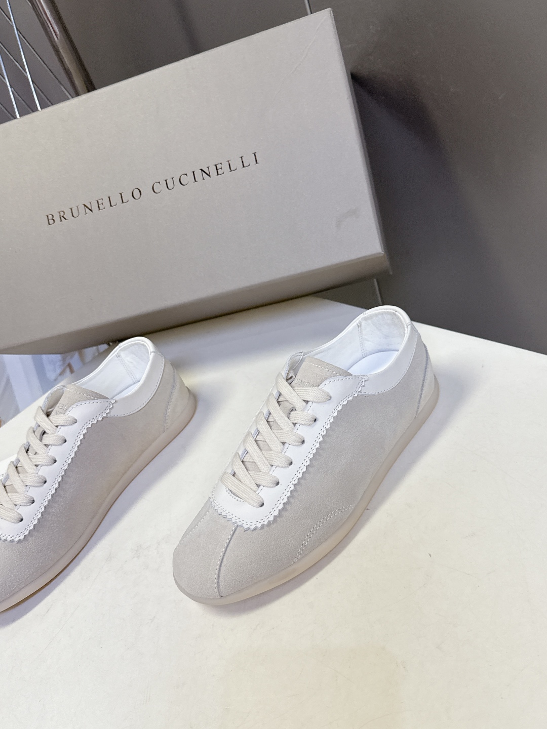  Brunello Cucinelli秋冬最新情侣款 德训鞋 薄底鞋
 超多明星网红种草 老钱风首选BC