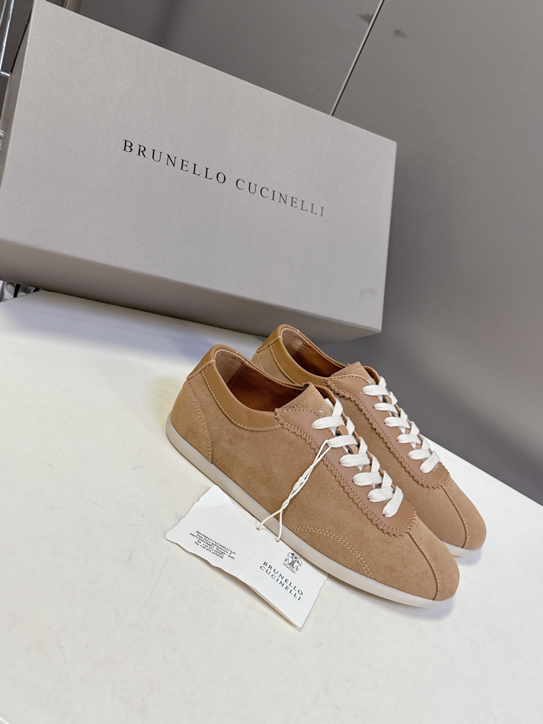  Brunello Cucinelli秋冬最新情侣款 德训鞋 薄底鞋
 超多明星网红种草 老钱风首选BC