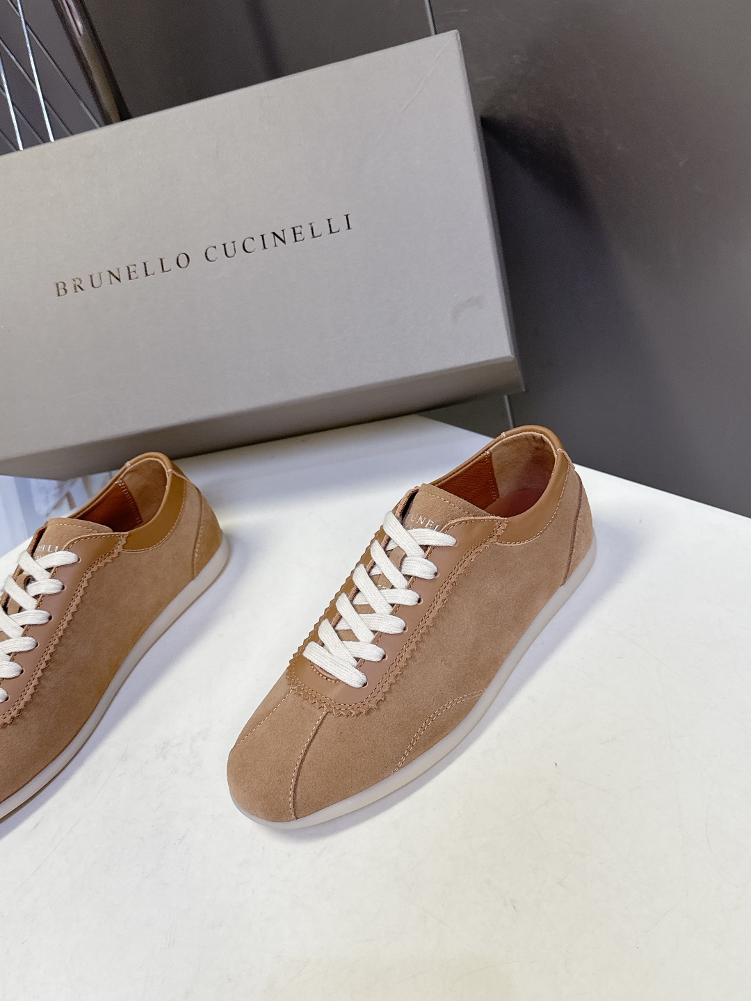  Brunello Cucinelli秋冬最新情侣款 德训鞋 薄底鞋
 超多明星网红种草 老钱风首选BC