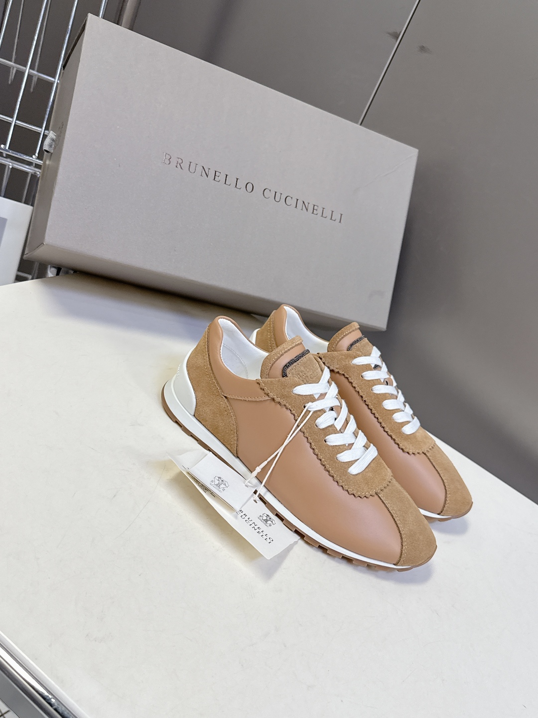  Brunello Cucinelli秋冬最新情侣款 德训鞋 薄底鞋
 超多明星网红种草 老钱风首选BC