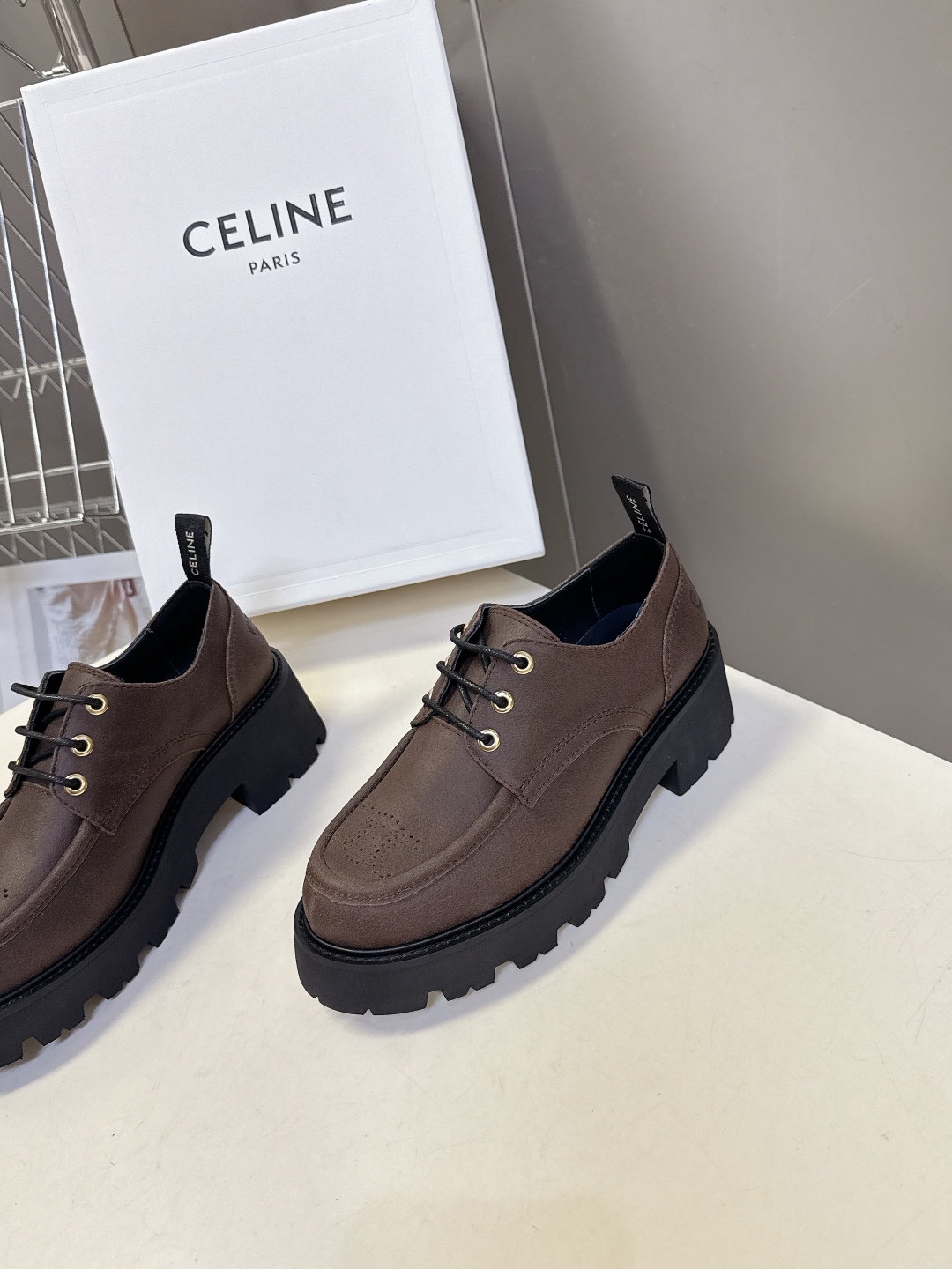  CELINE思琳秋冬最新走秀款Lisa同款厚底乐福鞋 好多明星网红上脚 无敌显瘦 上脚超级好看百搭 进
